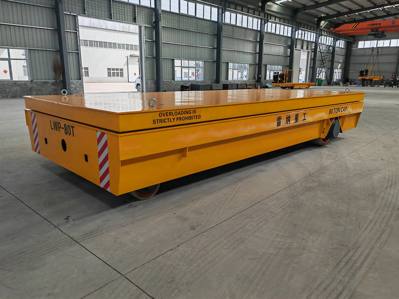 80 Tonnin Heavy Duty Hydraulinen Lifting Trackless Cart