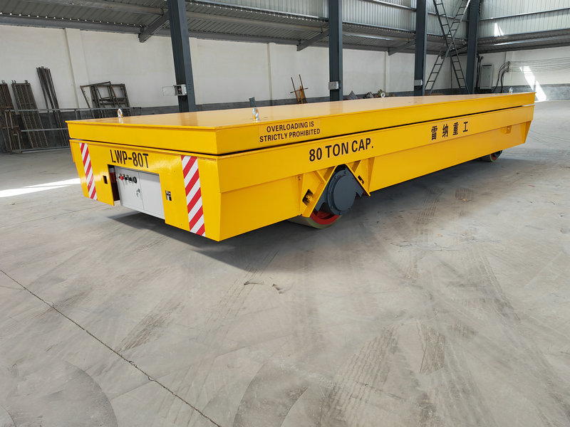 80 Tonnin Heavy Duty Hydraulinen Lifting Trackless Cart