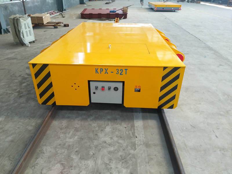 32-Ton Trolley Liitetty Traktoriin