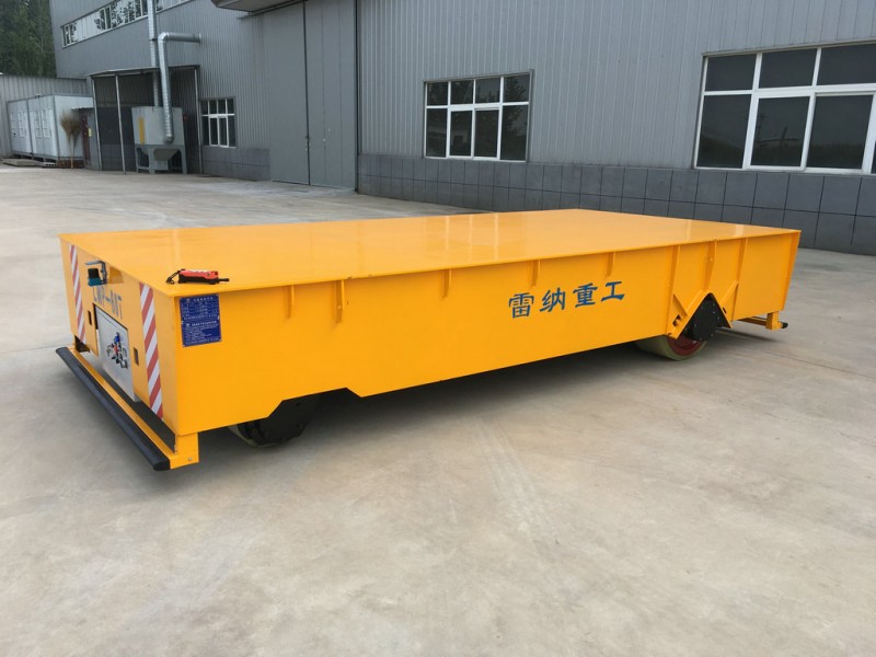 Moottorikäyttöinen 60T sähköinen Trackless Transfer Wagon