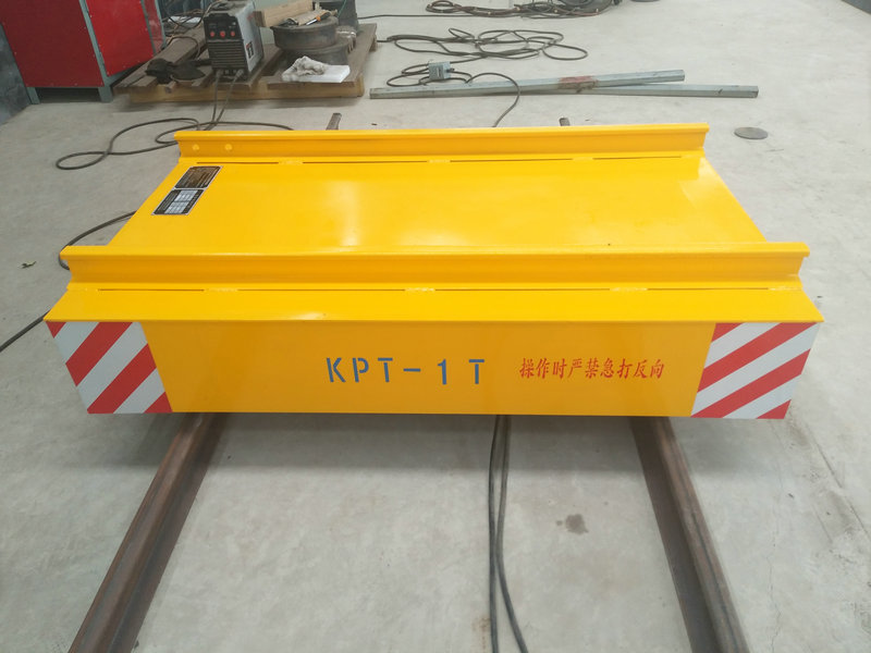 Cable Reel Powered Warehouse Flat Car Raililla Kaukosäätimellä